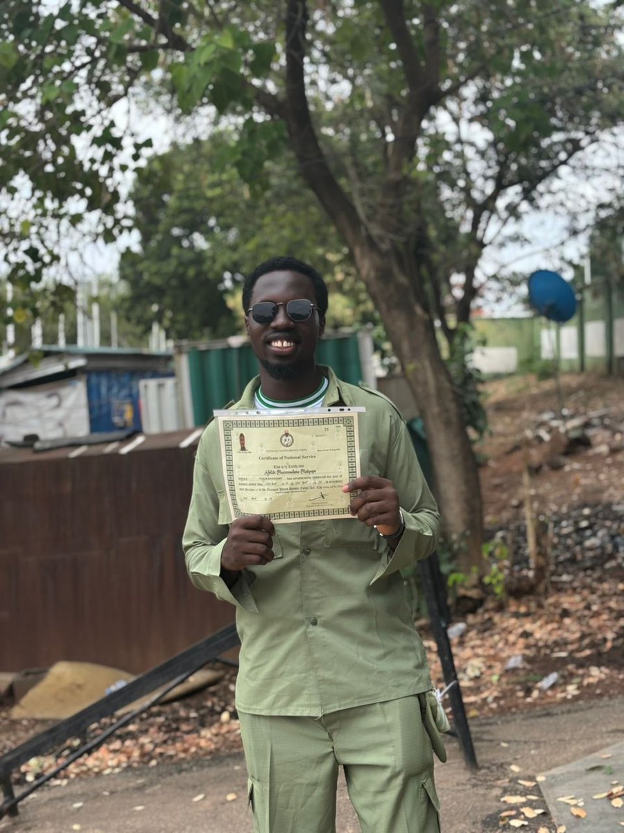 Afolabi Oluwasemiloore tweet media
