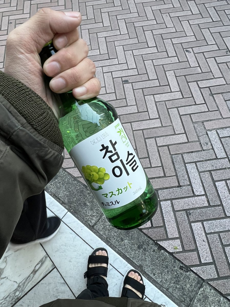 凛@本垢を運営する黛冬優子 tweet media