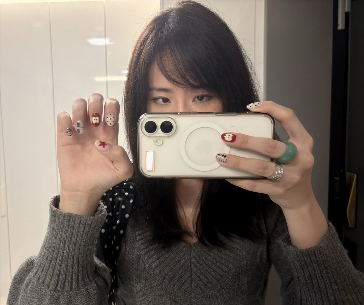 j Ი𐑼 tweet media