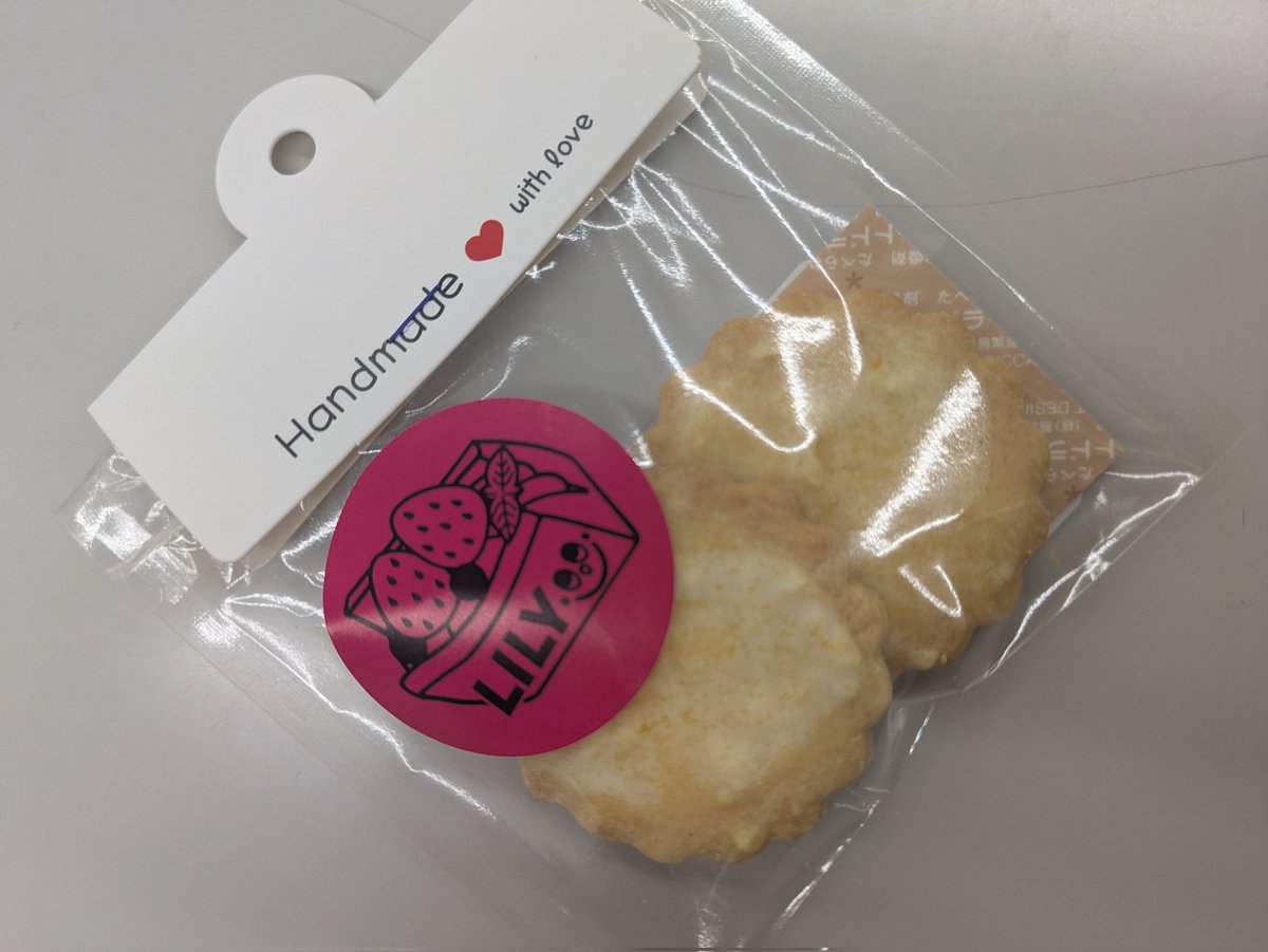 tomei_setsubi's tweet photo. 3月、4月は別れと出会いの季節🌷
プレゼントを贈った人も多いのでは?🎁👀
先日訪れた富士市lily cafeさんのレモンクッキー🍋
爽やかさと甘みが絶妙で美味しかったです😋
気になった方はぜひ🧁✨️
https://t.co/2fU3i5cAU5
#富士市
#lilycafe
#企業公式おやつ部 https://t.co/h4xWIf5s5y
