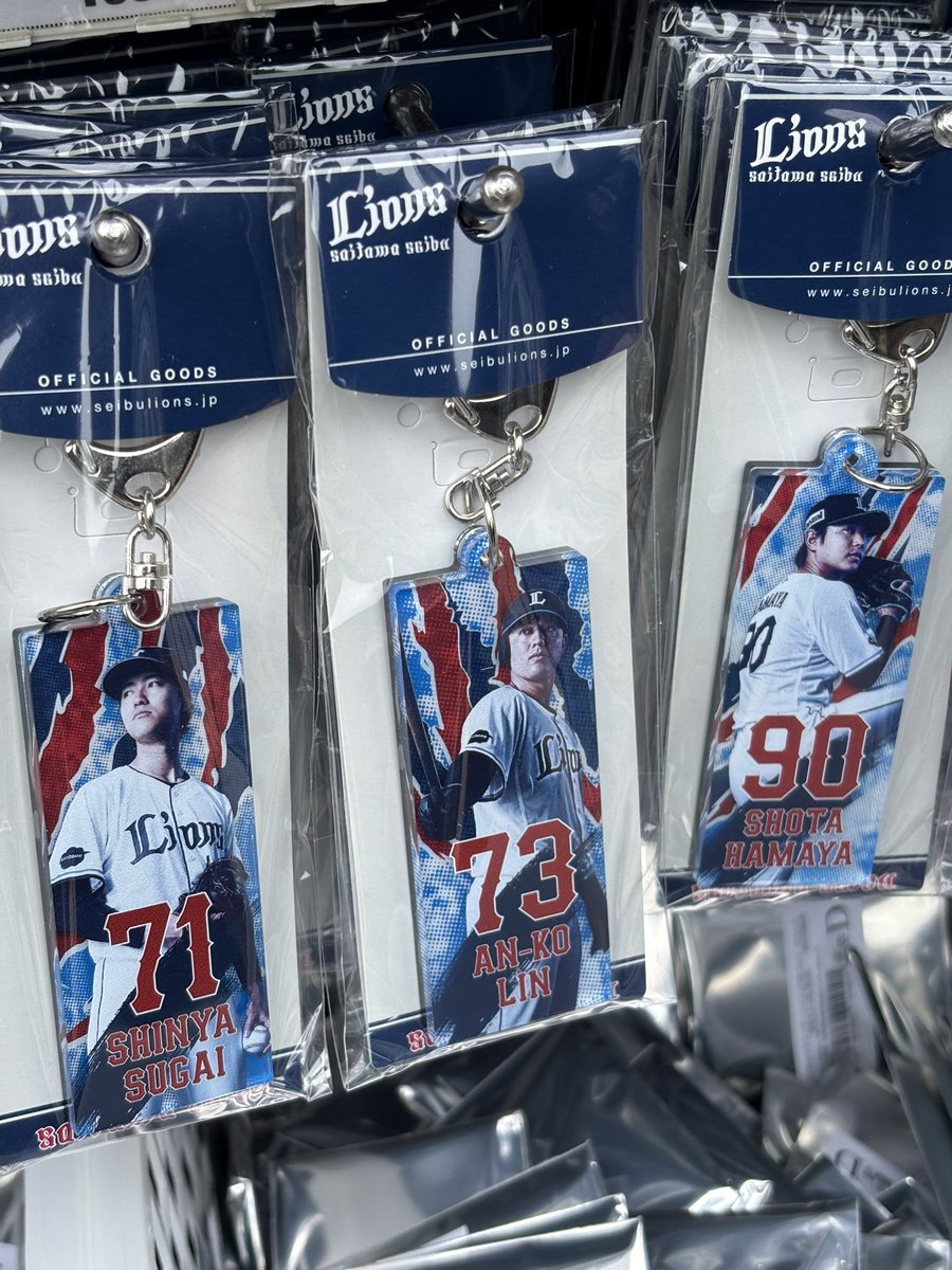 双獅迷 tweet media