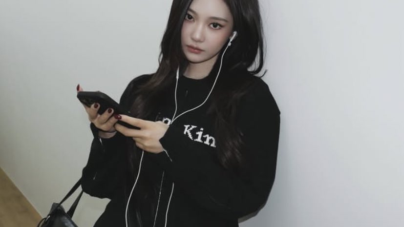 georgina tweet media