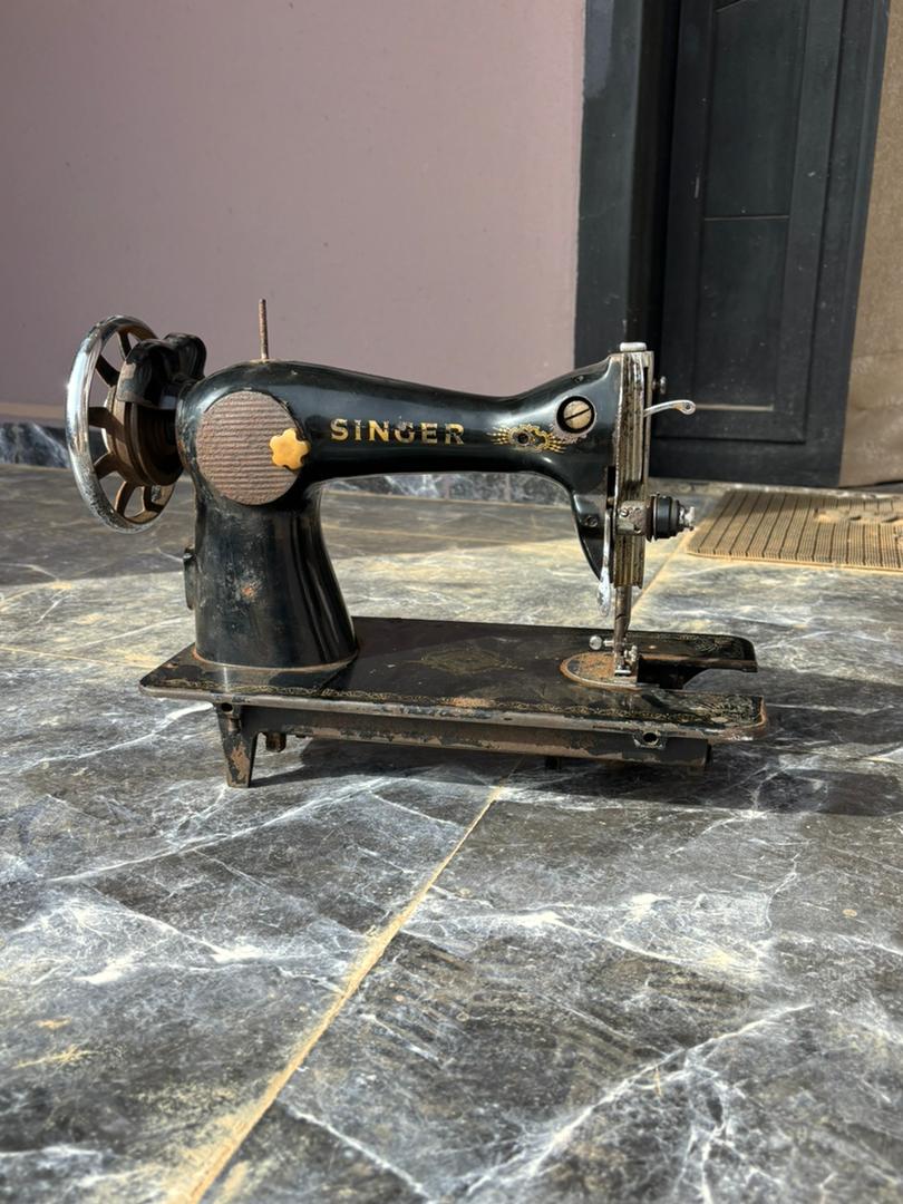 yardsaleplug's tweet image. A singer sewing machine head available for sale.

Condition: in perfect working condition 

Price: N30,000 

Location: Jos

Contact: 08072472687

#yardsale #Declutter #JosNigeria