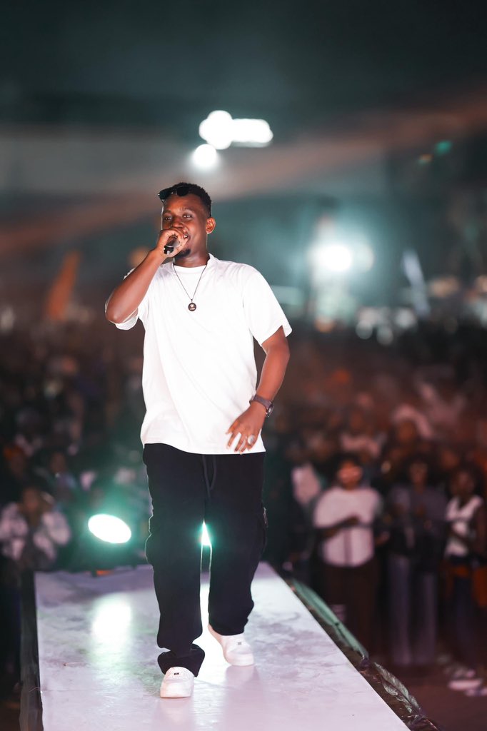 EDROSH 🤴 tweet media