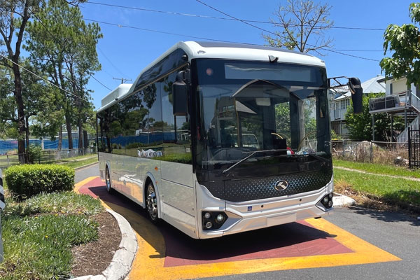 Chinabuses tweet media