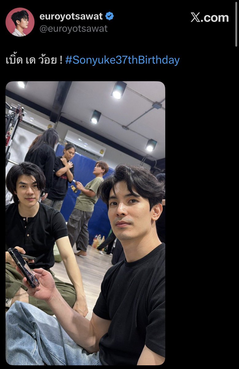 อมบติดโบว์ ʕ´•ᴥ•`ʔ^ྀི🌲💶 tweet media