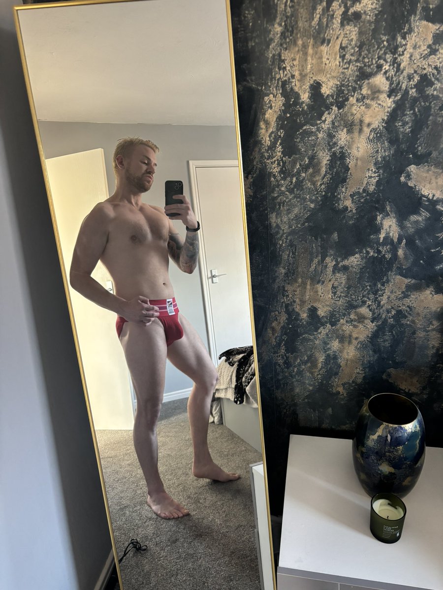 Luke T Wilko ✨ tweet media