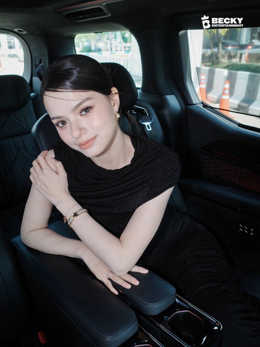 Becky Entertainment tweet media