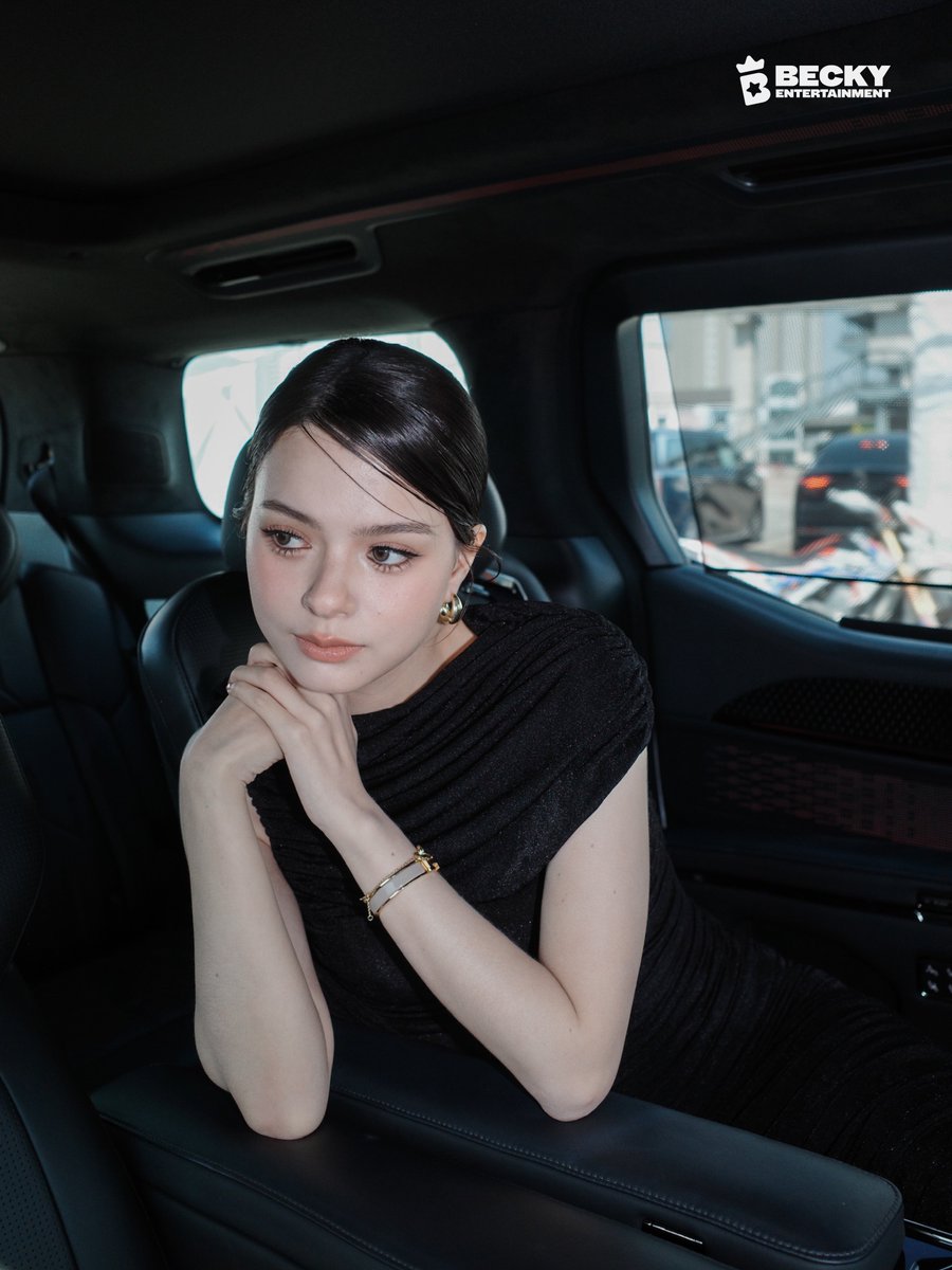 Becky Entertainment tweet media