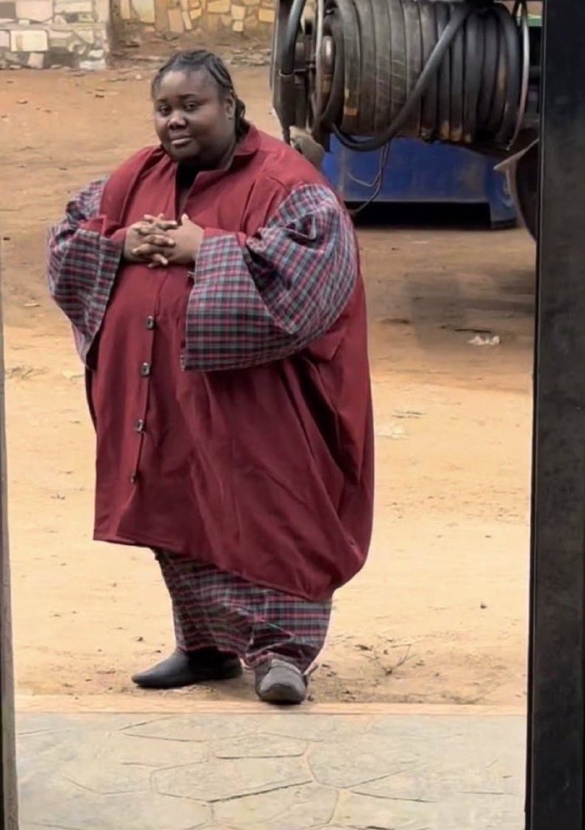 Hey cutie
Since Jesus turned water into wine 🍷 
Can i turn you to mine?
Omoh lines Dey cry 😂 😂 😆