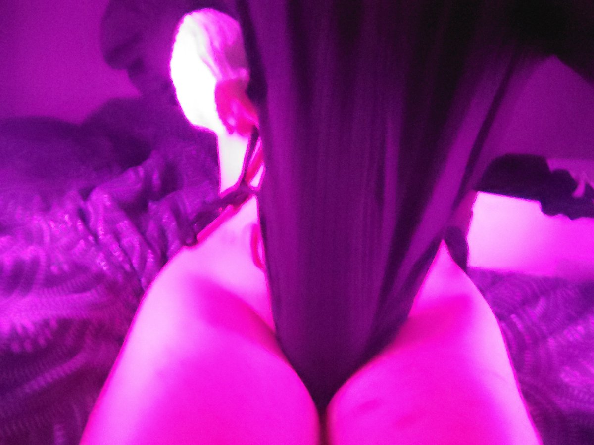 AverageBoy124's tweet photo. More thigh pics :3
#femboy https://t.co/AOmVSSEehX