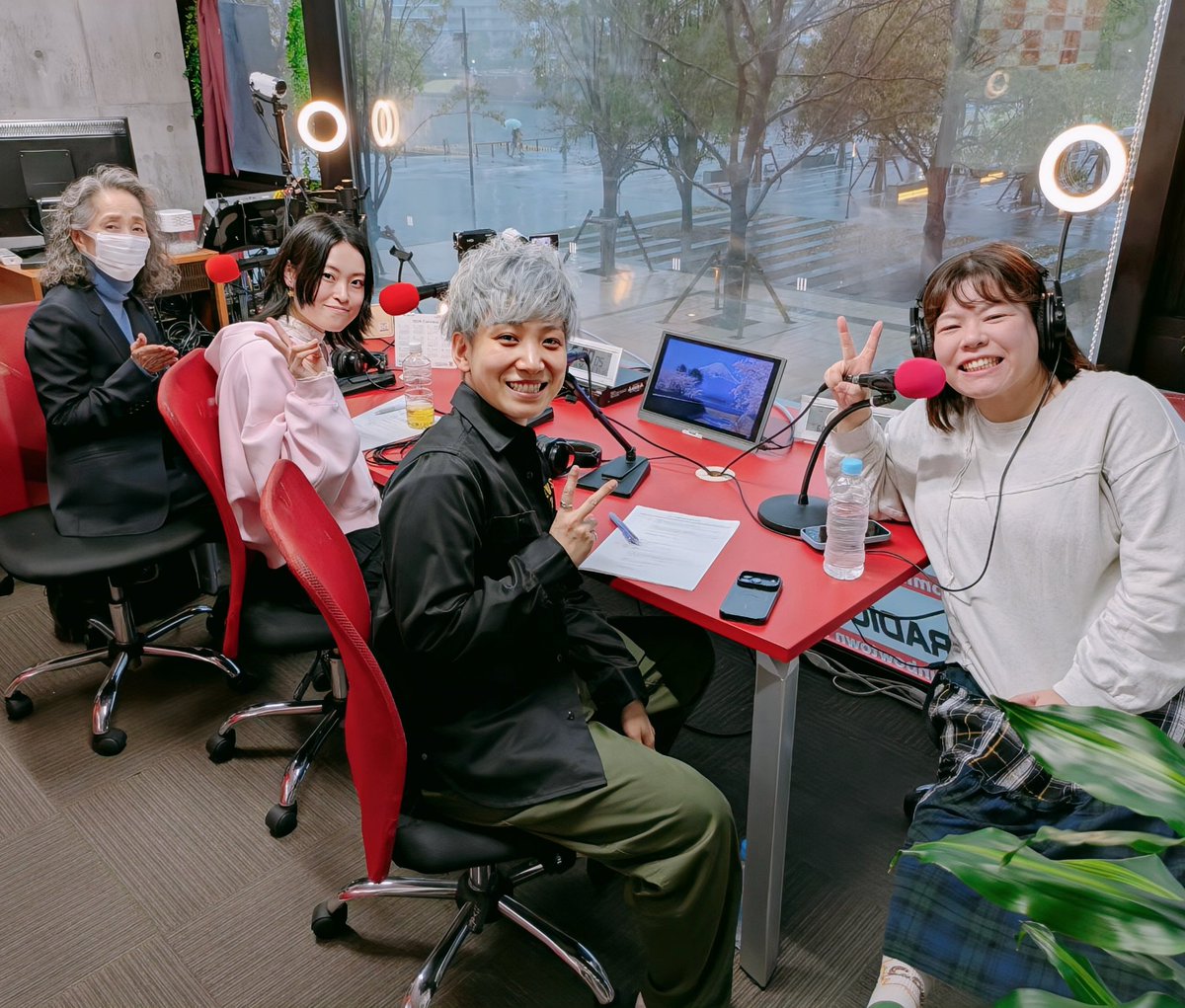 raypro_com's tweet photo. 📡出演情報
4/3（金）22:30〜
レインボータウンFM
『ひいらぎの寄り道ラジオ』
WS参加者2名が出演
望月秀美／由佐
https://t.co/TBMLqWoJm8
#レインボータウンFM #リスラジ https://t.co/t1YSIf1ZtS