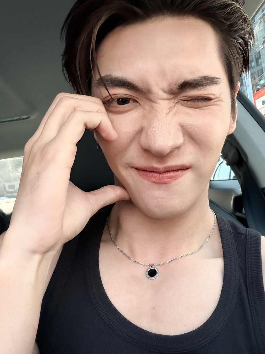 BOSS.CKM tweet media