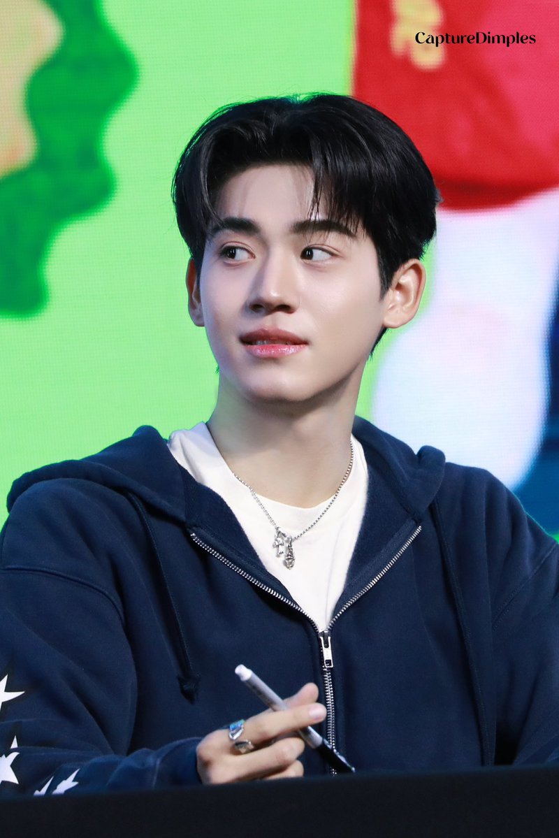 N. ˚ ༘ ⋆🍊 tweet media