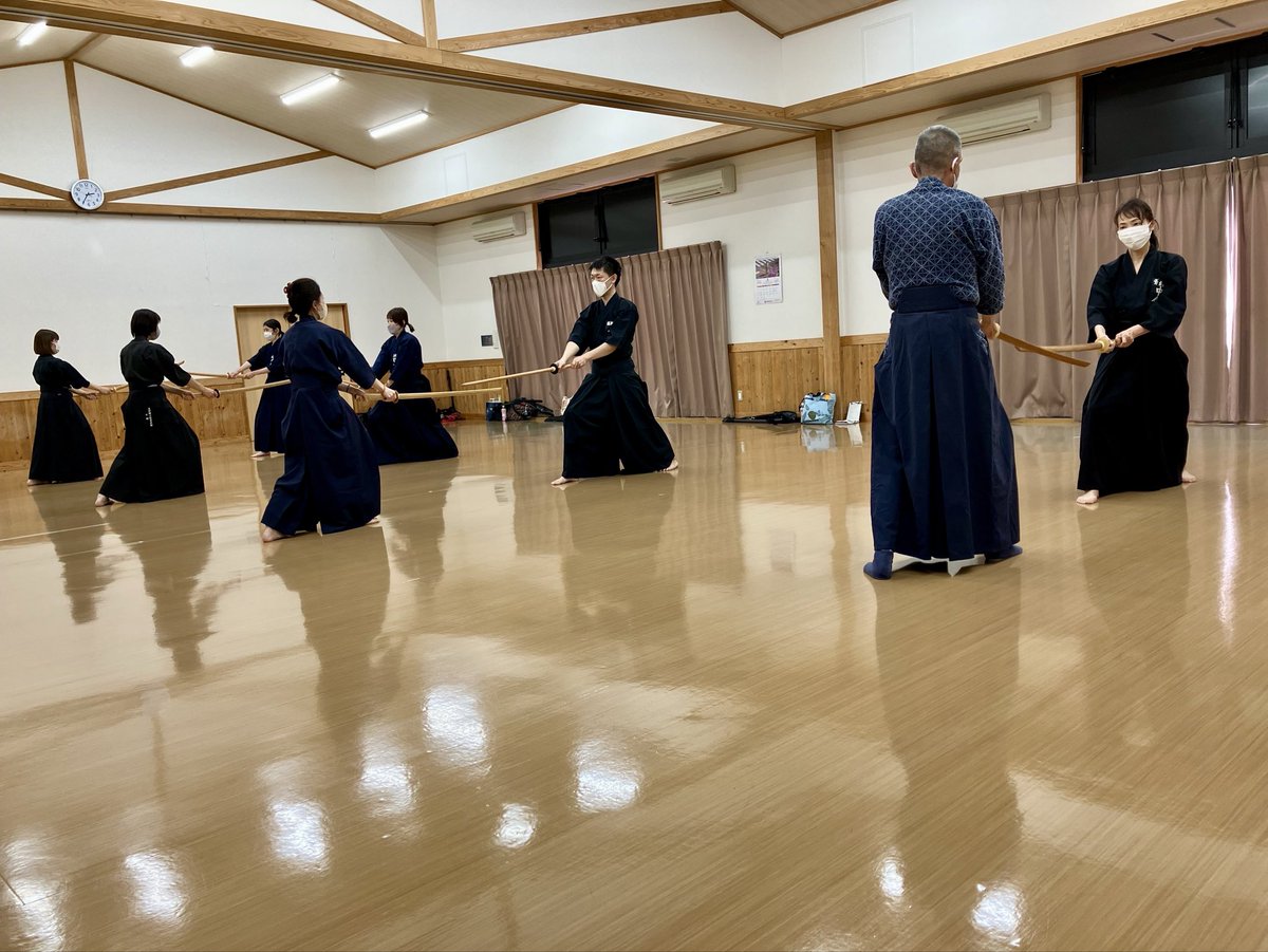 yuubukan's tweet photo. いよいよ4/5(日)甲府武田神社にて
奉納演武を行います。
近藤勇の無念の思いを胸に
日々の稽古の成果を
この一挙手一投足に込めて
全力で演武いたします✨
#近藤勇
#新選組
#勇武館 https://t.co/DYlHByYj3Y