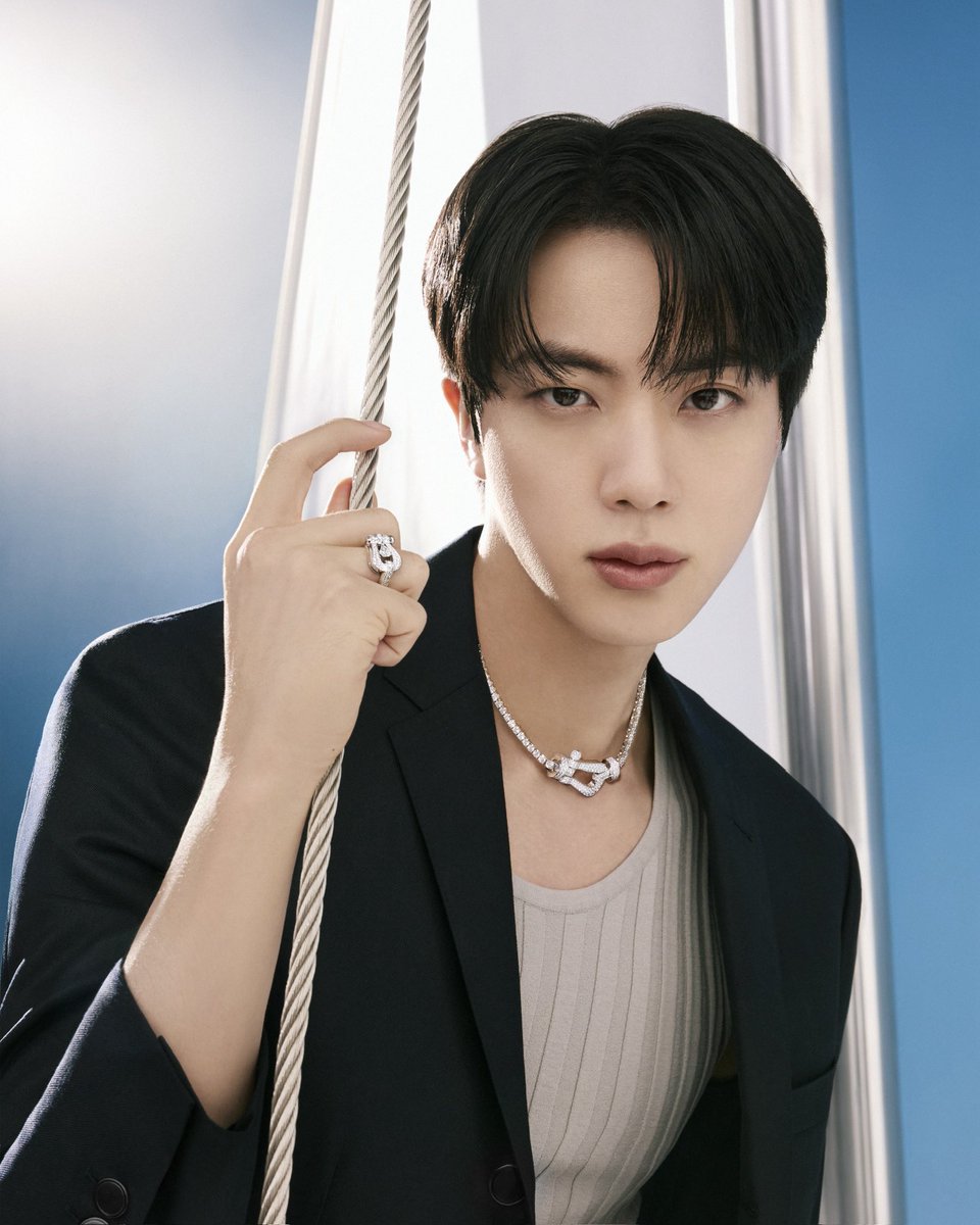 Mint Magazine Thailand tweet media