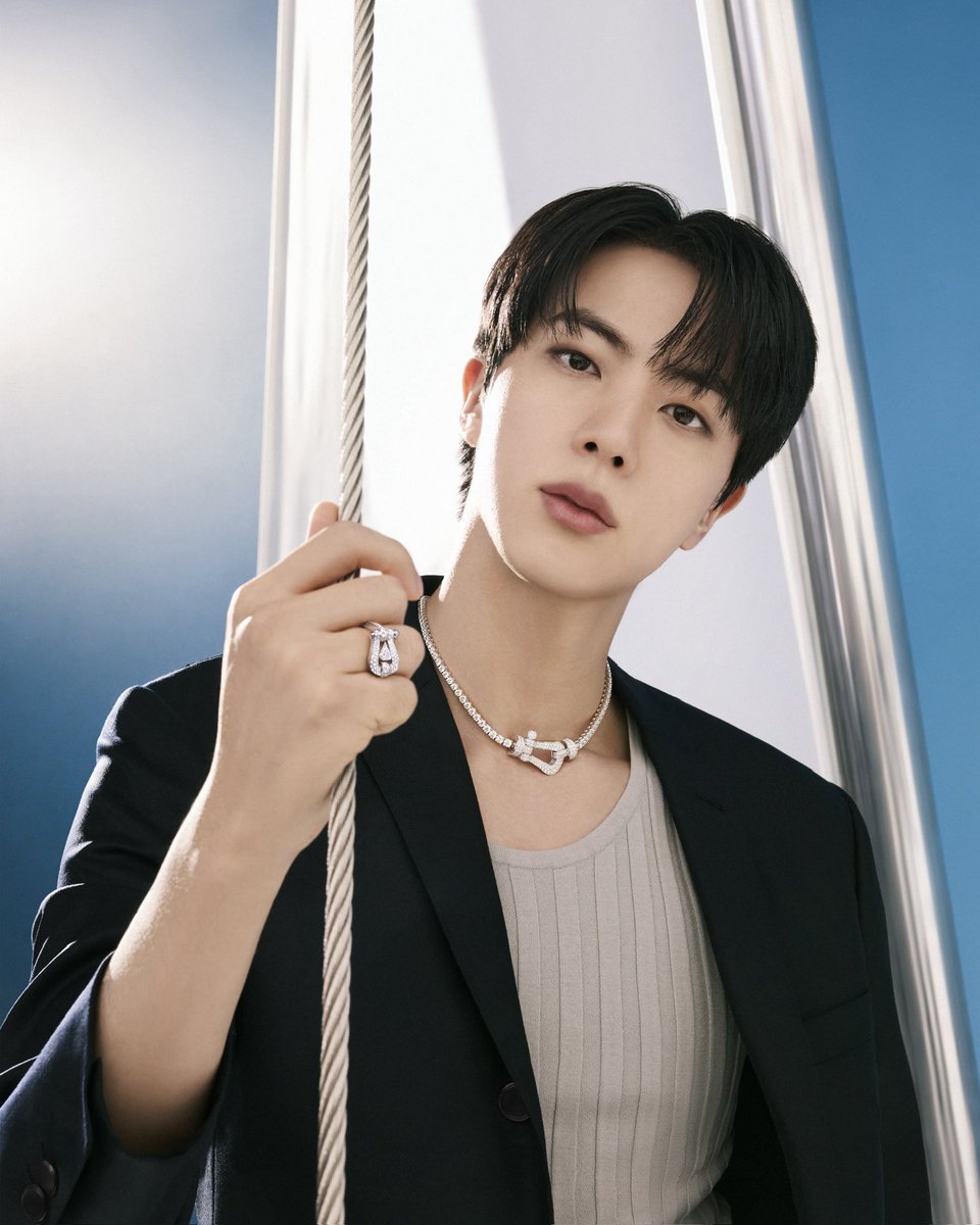 Mint Magazine Thailand tweet media