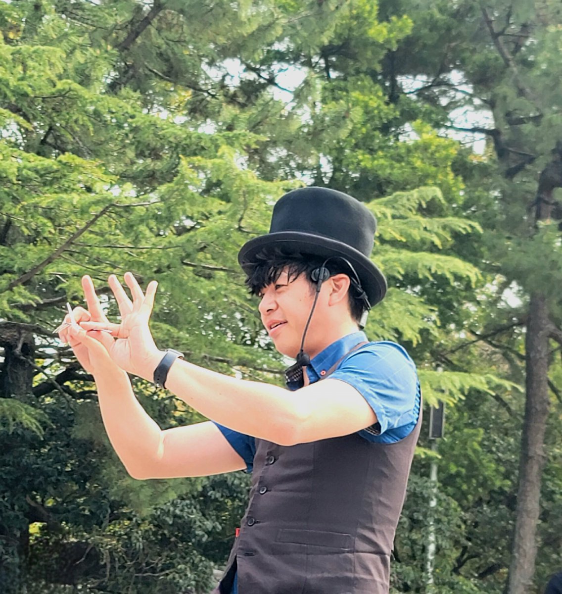 鶴舞公園

この日は4回もやってくれて、どの回もお客さんいっぱい集まってきた👏
モザイクかけるのもったいないぐらい皆さん笑顔が溢れてた(子供ちゃん可愛い)
めっちゃ楽しかった♪よい休日

#EntertainerHi2