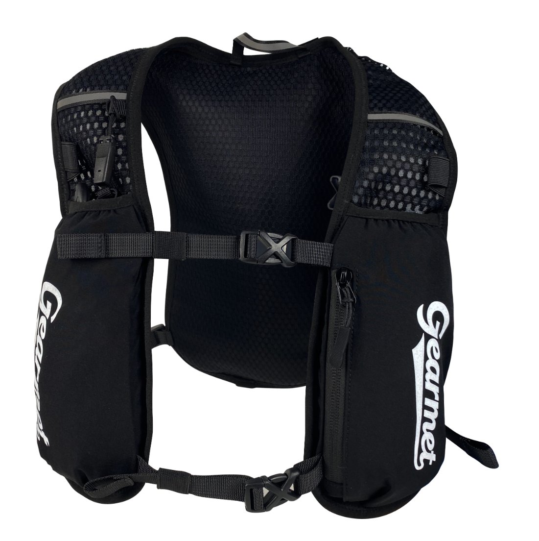 lunadu0514's tweet image. 🏃‍♂️💨 Ready to conquer your next run? Our new black hydration vest is here to keep you going! Lightweight, breathable design with secure storage. Stay hydrated, stay focused! 

#Dowsen #NewDesign #RunningVest #HydrationVest