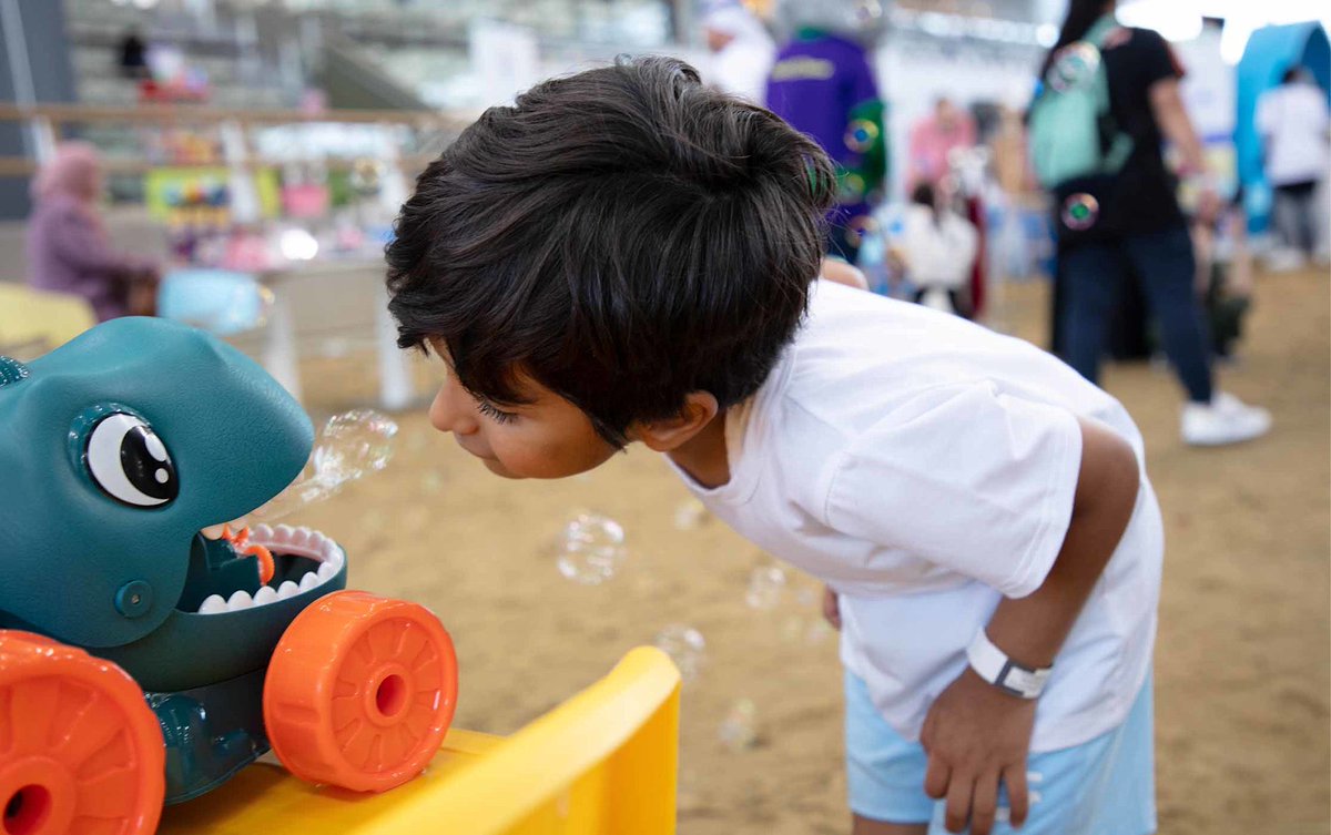 موزا بنت ناصر Moza bint Nasser tweet media