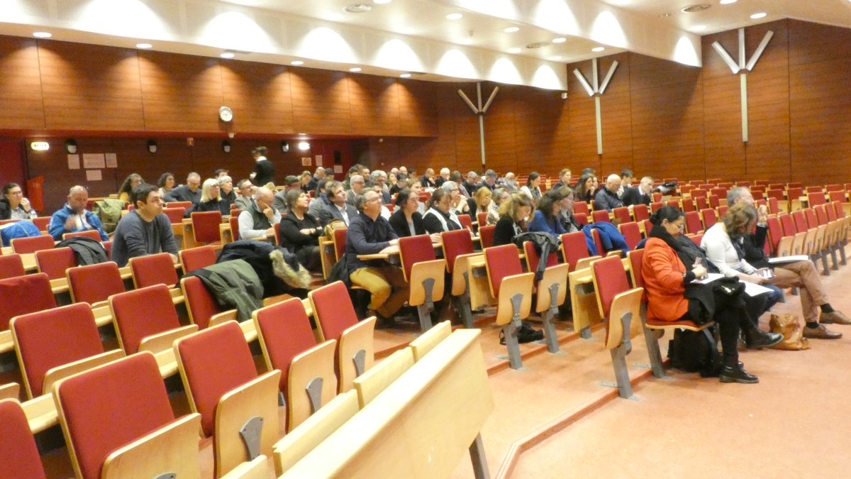 DSDEN_03's tweet photo. Mme la DASEN a réuni les cadres du 03 au @CdrNeuvy :
- Actualité dptle
- présentation Génération 2030, engagement citoyen
- Bilan étape projets péda maths et lexique
- PAS
- FSSSCT
S'en est suivi une visite de l’établissement et de l’exploitation.
Grand merci pour l'accueil 🙏 https://t.co/KWHajuGK2q