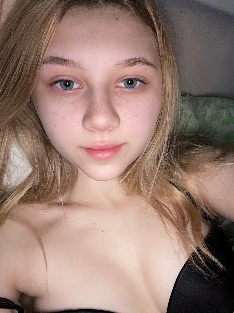 Felicity tweet media