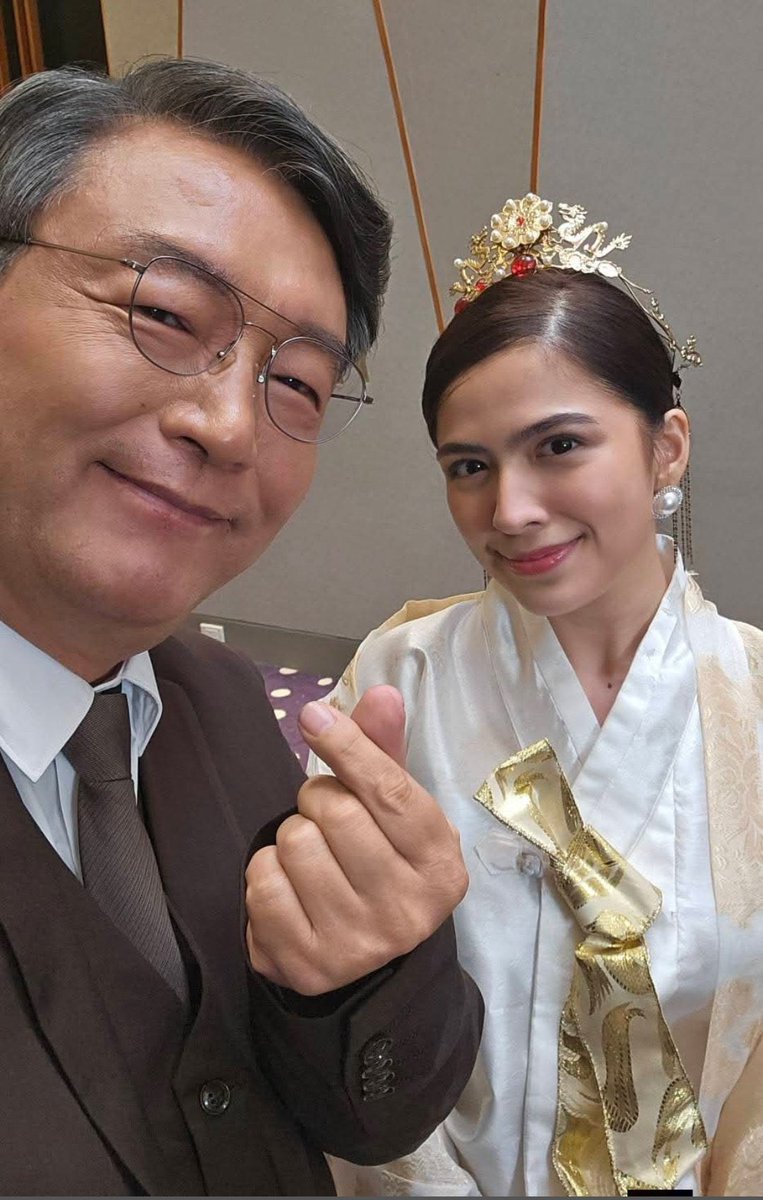 Blossom Fur-real🐱 tweet media