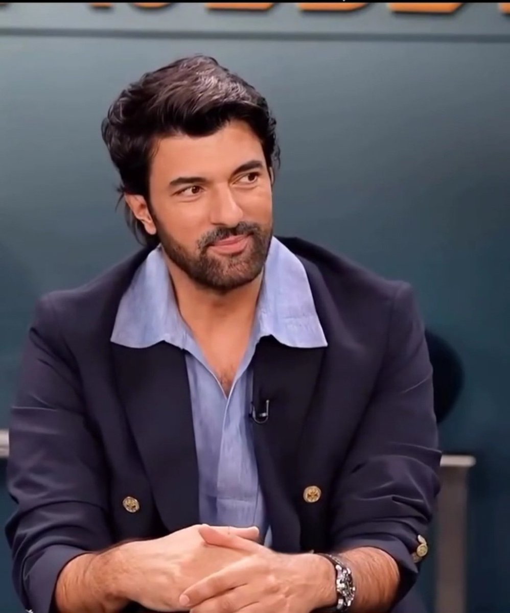 angelamsbe's tweet photo. #EnginAkyürek 
♥️♥️♥️♥️ https://t.co/Cgp7I56vZ0