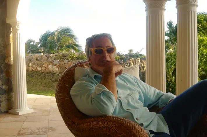 Eventide ﴾جُـنْـح الـلّـيْل﴿ tweet media