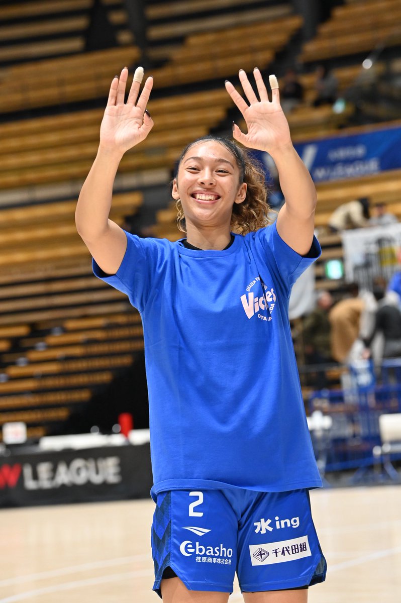 1日1回ヴィッキーズ　🐱370🏀

ミレイ、羽田に来てくれて本当にありがとう。

ゲームの流れを変える、ミレイのディフェンスでチームがどんだけ助かったことか

次のステージでも活躍することを願ってます

＃森美麗 ＃ミレイ ＃東京羽田ヴィッキーズ ＃ヴィッキーズファミリー ＃forVICKIESfamily