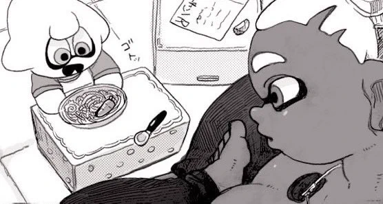 ミトは身長が2メートル以上あり、カナくんはその膝よりも低い。

一見すると規格外の存在ですが、お年寄りの多い古い商店街では、その大きな力がとても役立っており、頼りにされる人気者。

最近はカナくんとままごとをしながら、少しずつ世の中のことを学んでいます。 