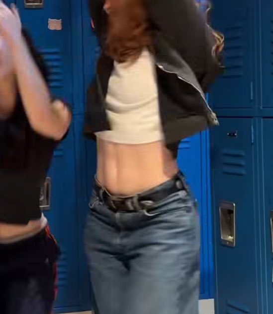 josefina tweet media