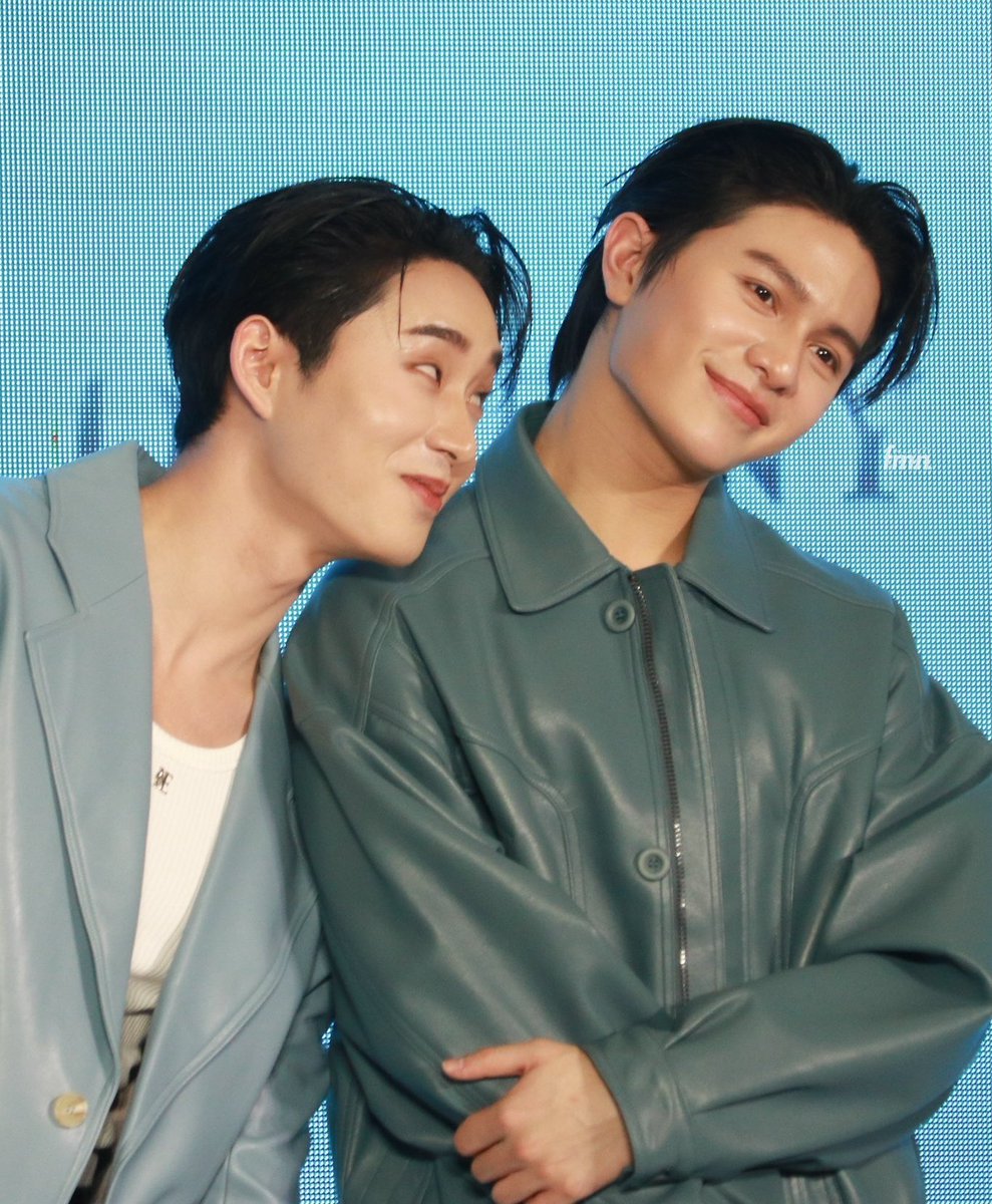 WHAT IFF Marz_marz (Westie) tweet media