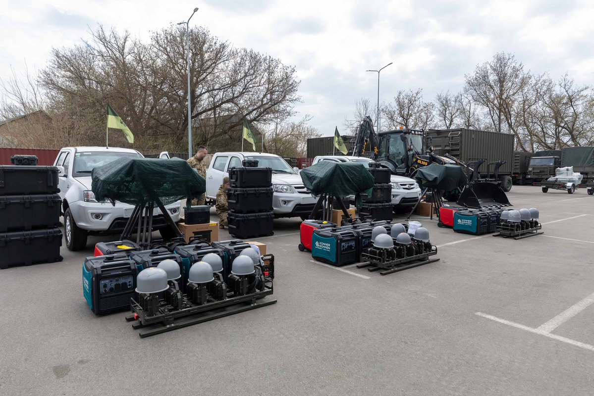 Петро Порошенко tweet media