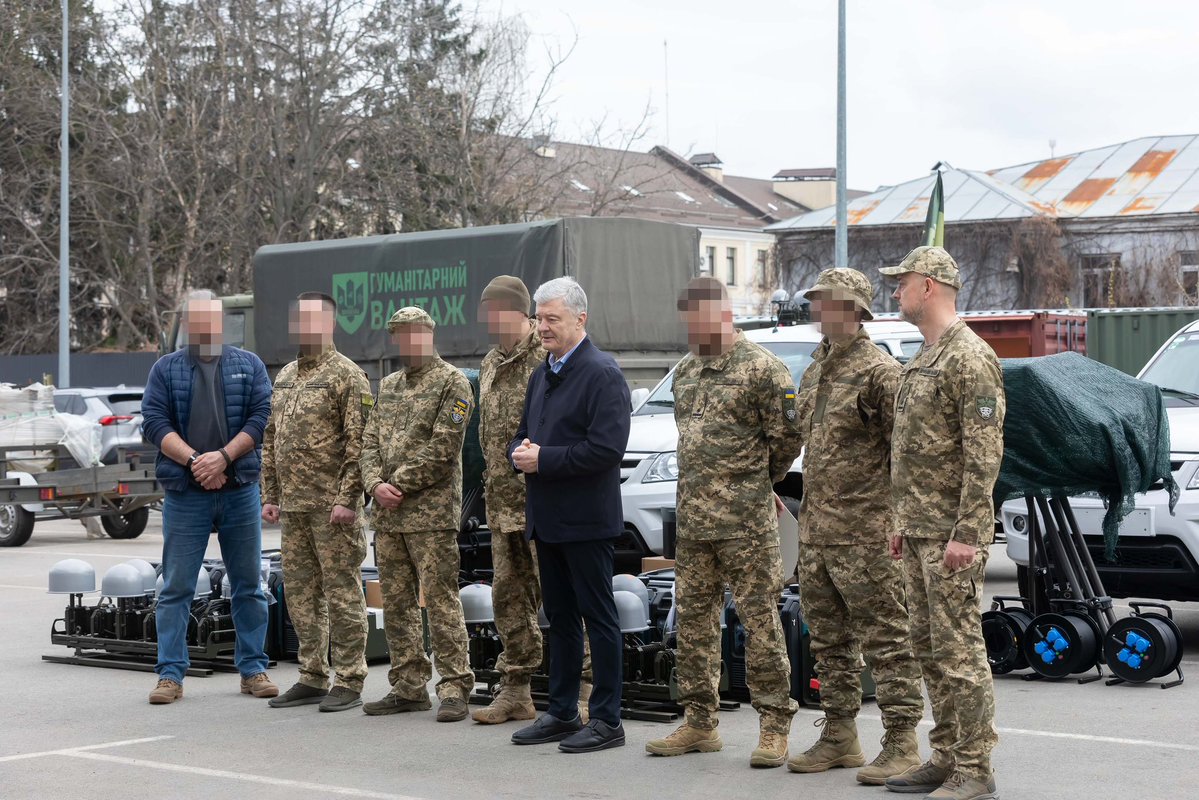 Петро Порошенко tweet media