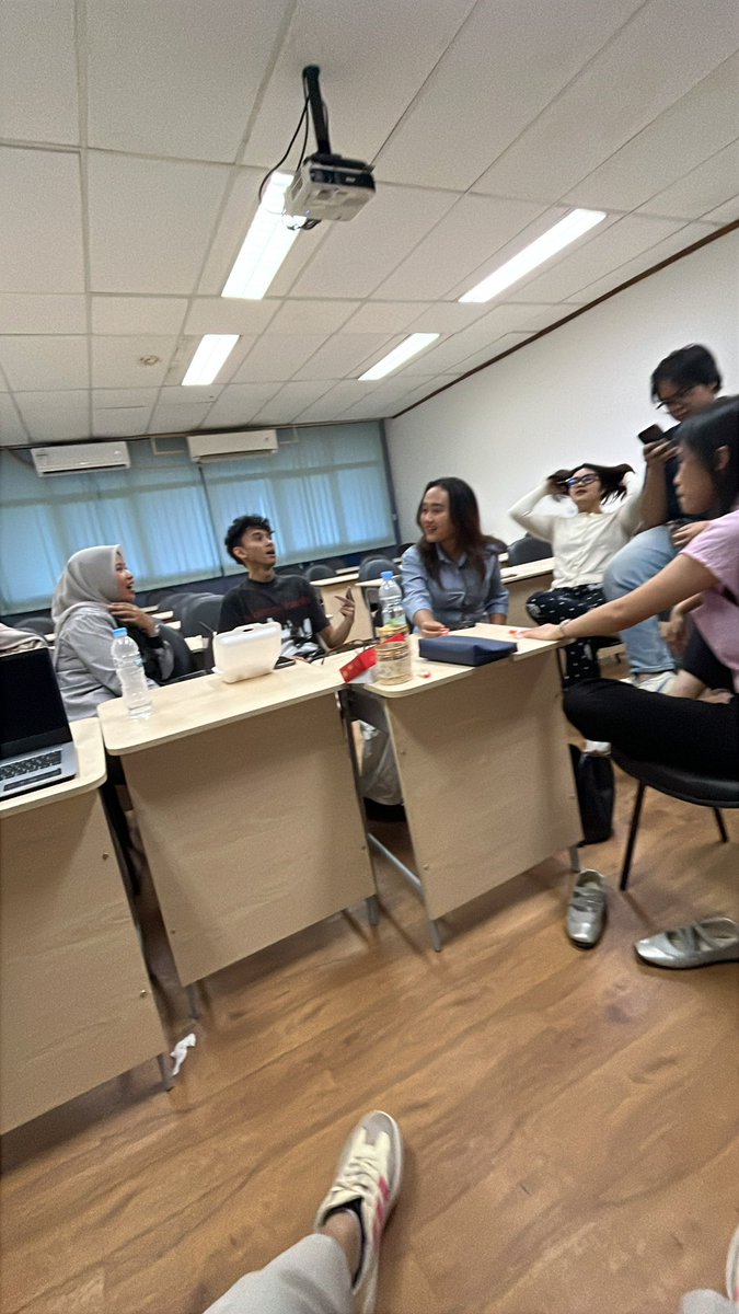 Libree 's tweet media