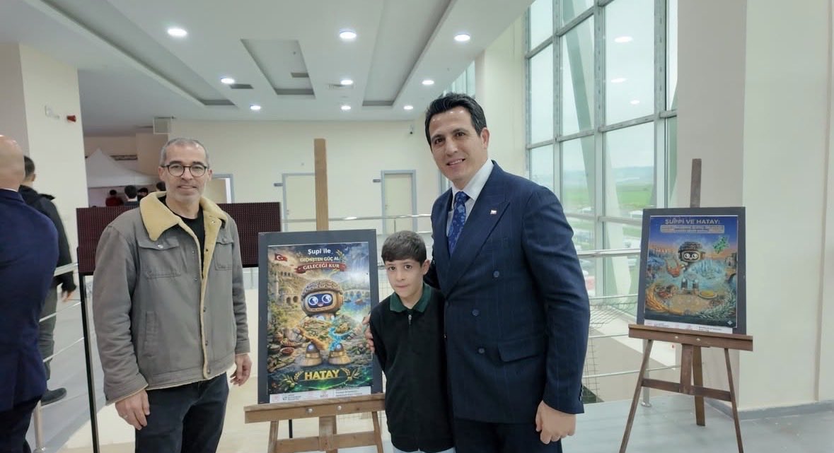 Hataybot rüzgarı esmeye başladı! 🚀🤖

Farklı kategorilerde yarışan İlçemiz okulları, Hataybot’ta kıyasıya mücadele ederken büyük bir heyecan ve gurur yaşatıyor.