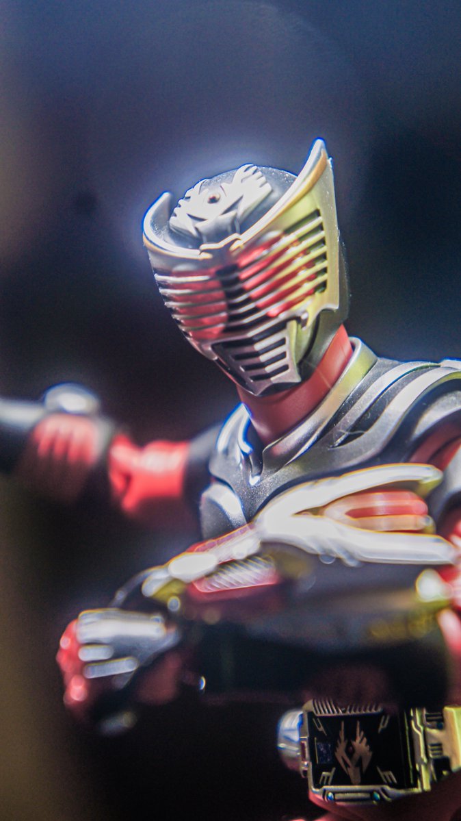 右利き@ tweet media