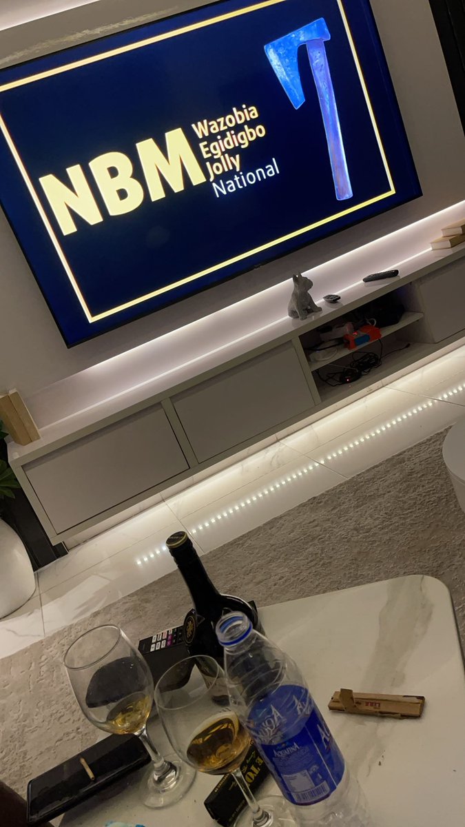 sonofesther🖤 tweet media