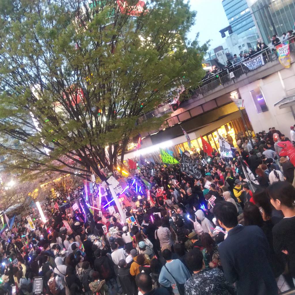 look4kiss's tweet image. プロテストレイヴ／Block Party Against Fascism 260329 - 怒れ踊れ叫べ!! - エッコ チェンバー 地下
ongaku-modkey.hatenablog.com/entry/2026/04/…
戦争反対!! 平和憲法を守れ!! ハウスミュージック for PEACE!!
#Electronic 🥁 #AntiWar
Express our opposition to war through dance!! - €cco ₵hamber ฿asement blog