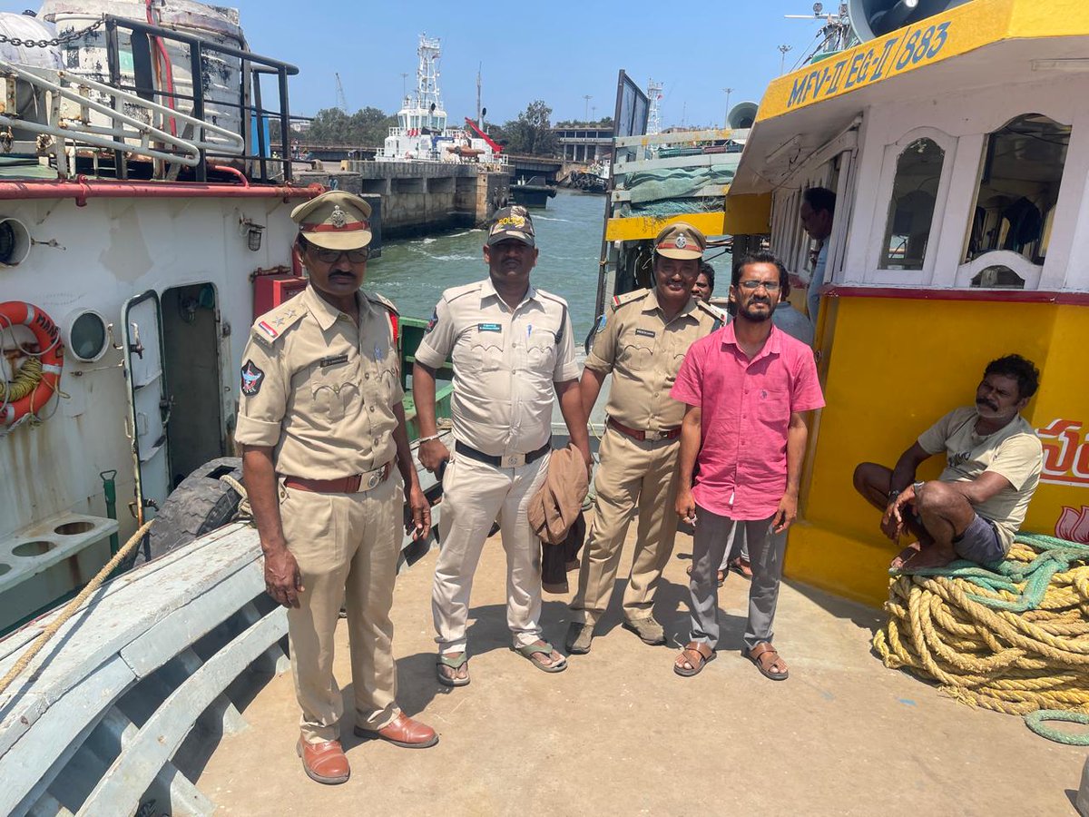 Andhra Pradesh Police tweet media