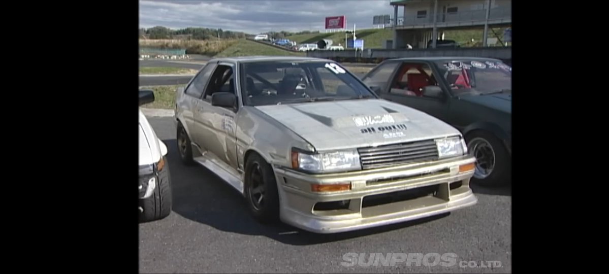 ドスコイシュシュる tweet media