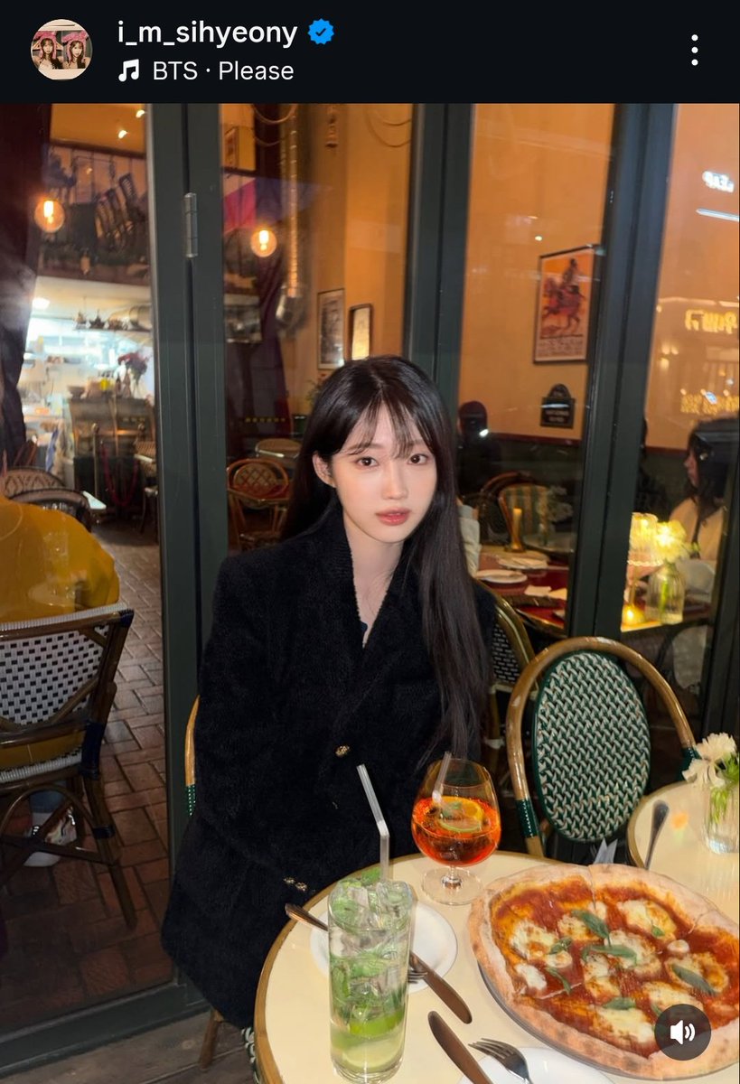 Forever Glowsting ╃ . C Ø D Ξ tweet media