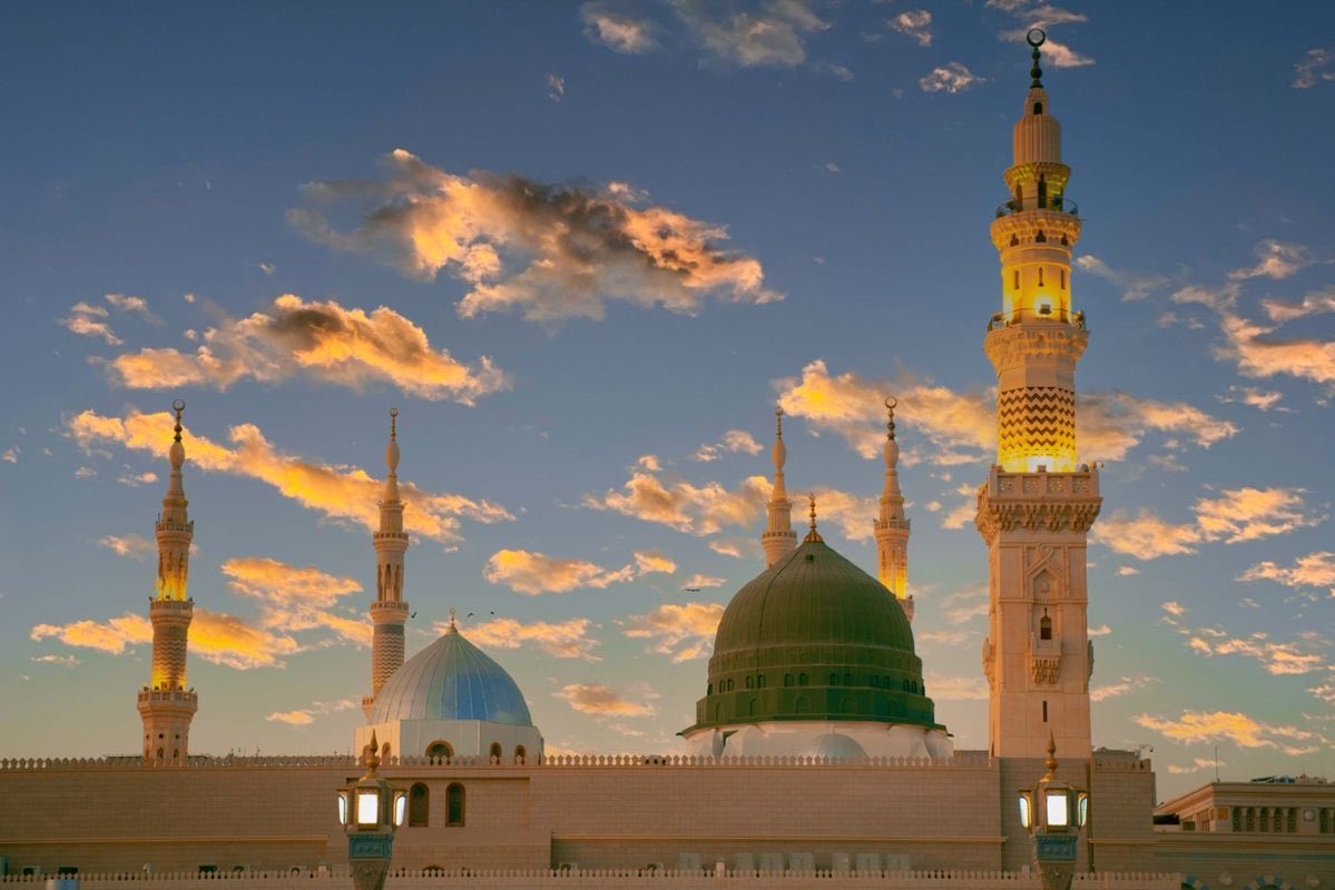 بَدر. tweet media