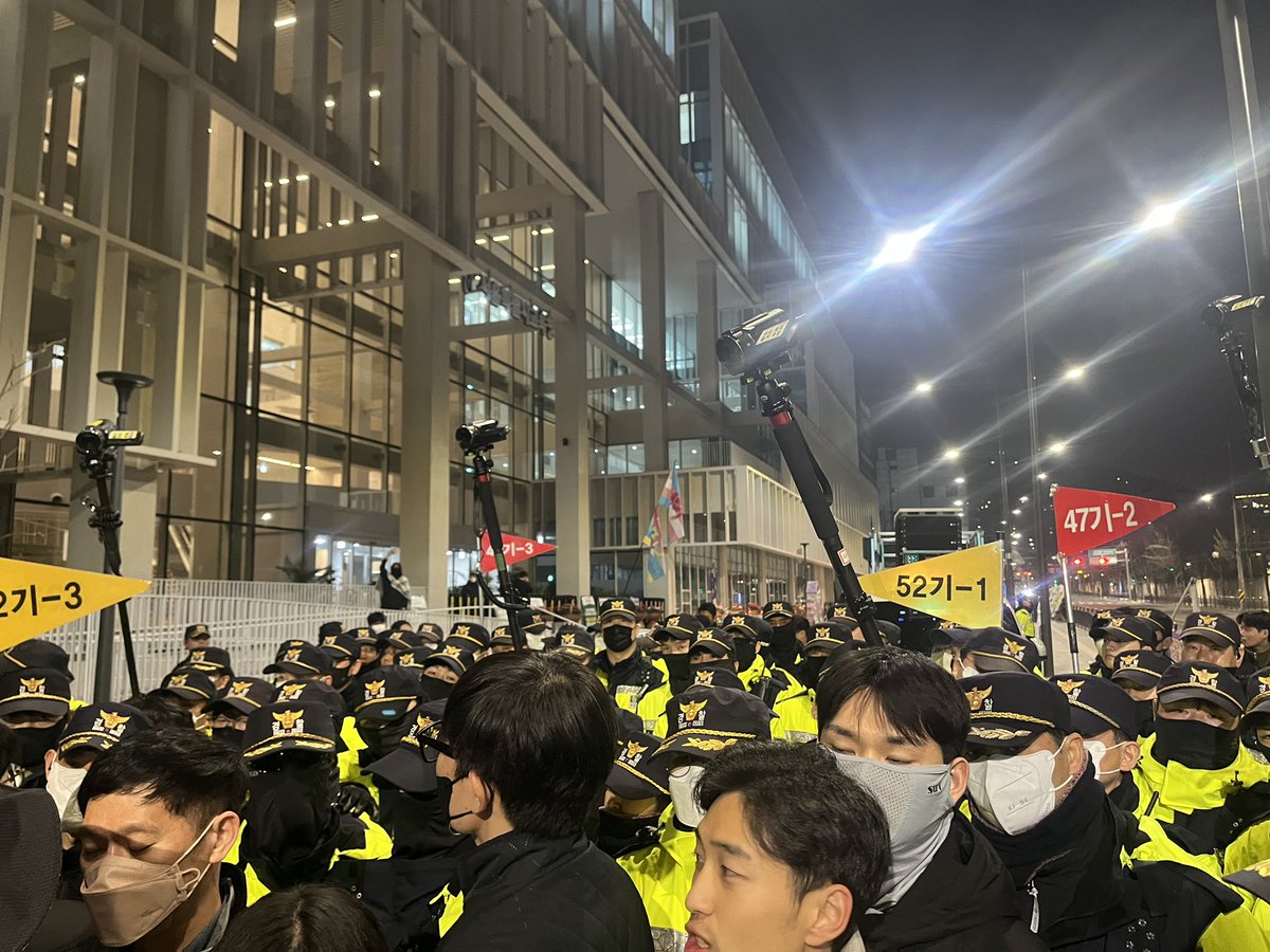 A학교 성폭력 사안, 공익제보교사 부당전보 철회를 위한 공동대책위 tweet media