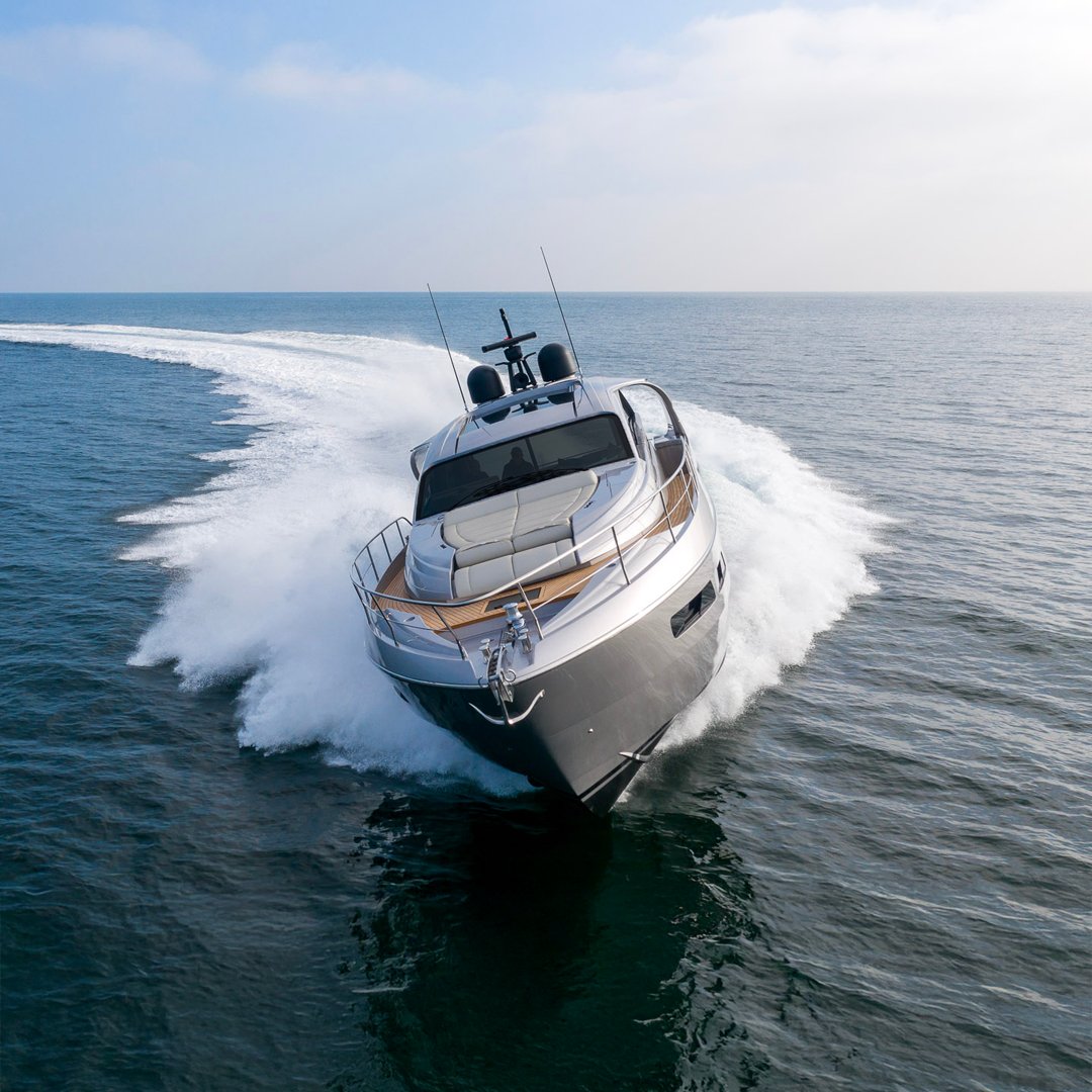 Pershing Yacht tweet media