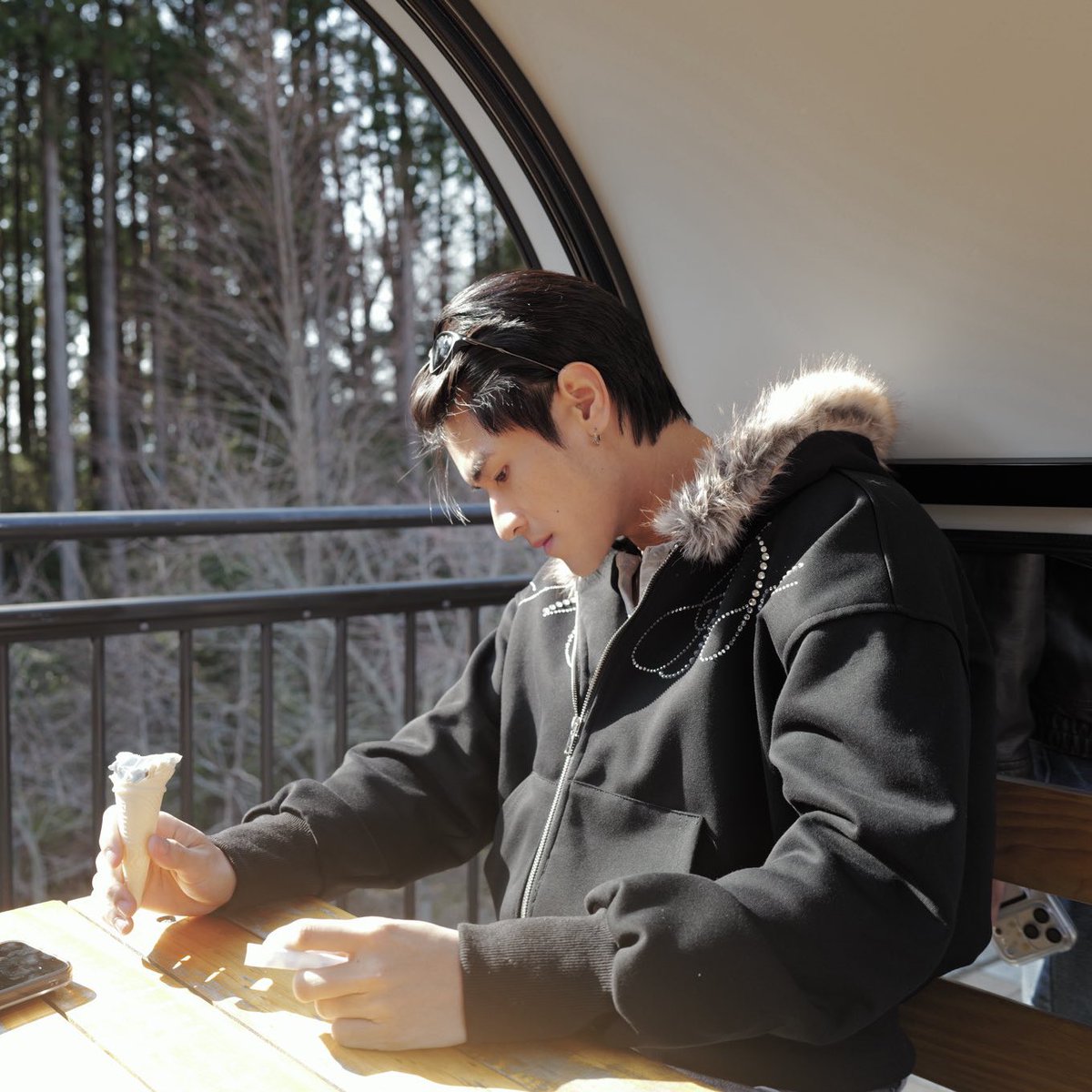 je t’aime 🦮🤍 tweet media