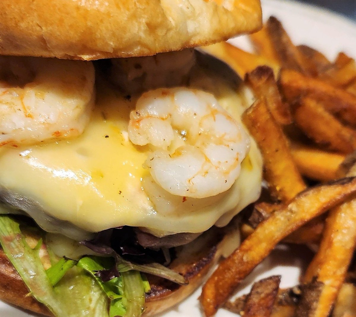 Reel Bar tweet media