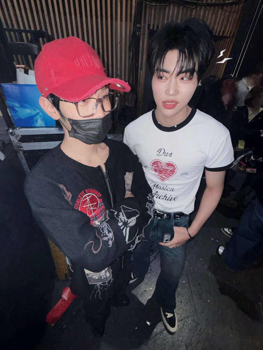 태건브이.zip tweet media