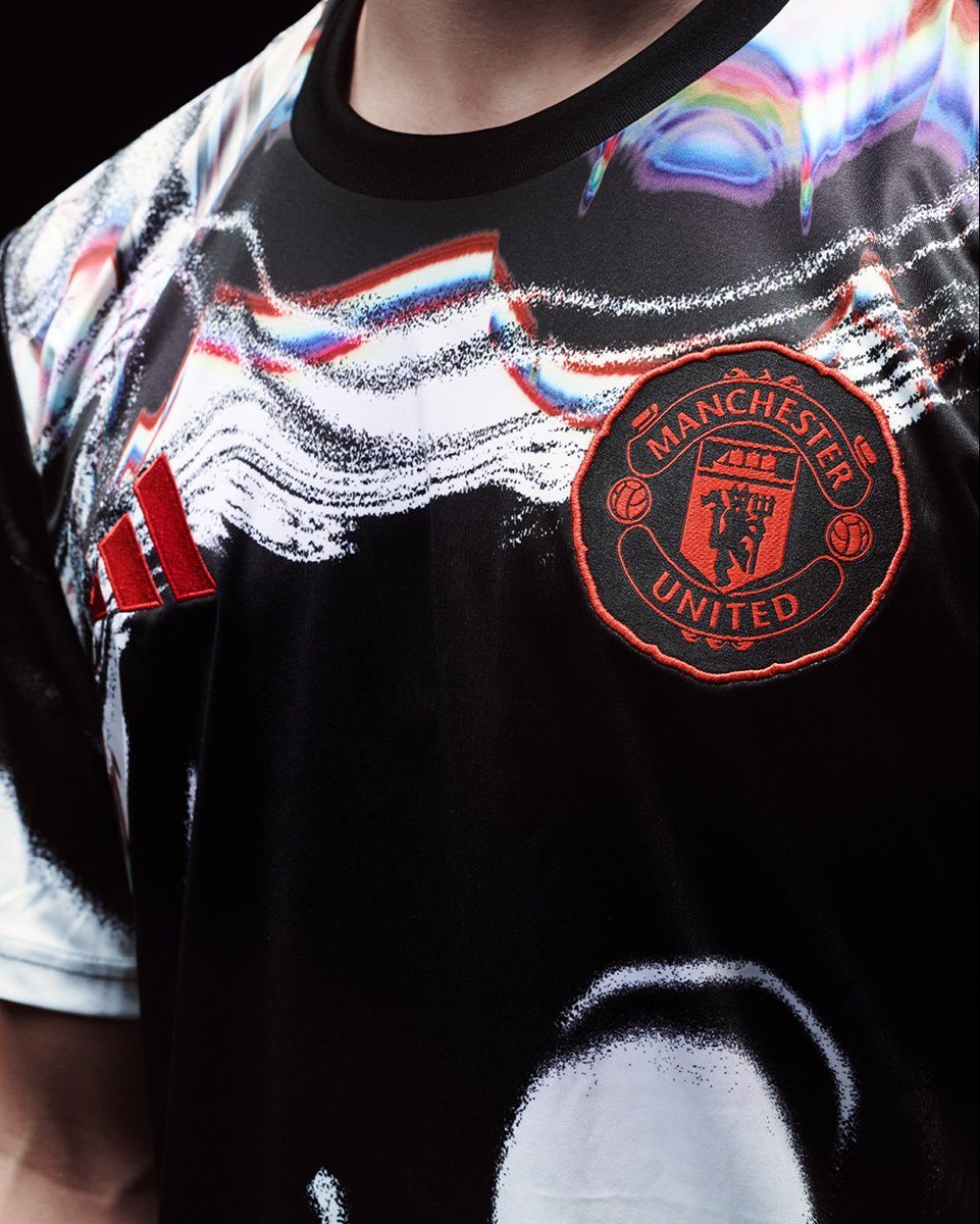 ManUtd's tweet photo. Train like a pro 🚀